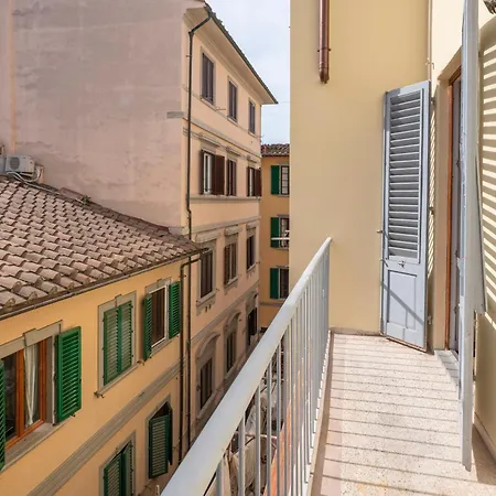 Apartamento Tra Duomo E Uffizi Moderni Nel Cuore Dell'arte Florencia